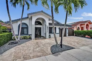 8971 NW 150th Terrace, Miami Lakes, FL 33018 - Photo 1