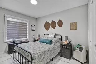 8971 NW 150th Terrace, Miami Lakes, FL 33018 - Photo 40