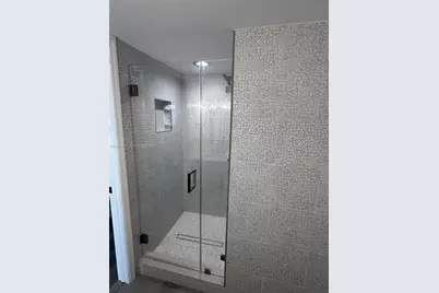 18859 NW 86th Ave #3305, Hialeah, FL 33015 - Photo 16