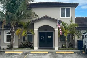 18859 NW 86th Ave, Hialeah, FL 33015 - Photo 2