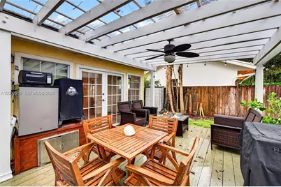 320 SW 12th Ave, Fort Lauderdale, FL 33312 - Photo 36