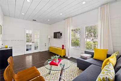 743 NW 9th Ave #2, Miami, FL 33136 - Photo 2