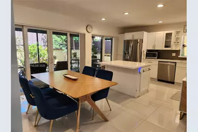 1085 NE 203rd Ln, Miami, FL 33179 - Photo 8