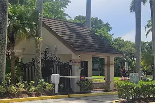 13918 SW 91st Terrace, Miami, FL 33186 - Photo 2