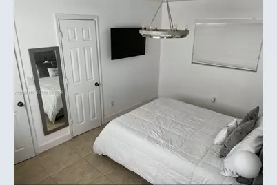 17831 NW 84th Ct, Miami, FL 33015 - Photo 20