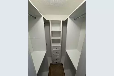 17831 NW 84th Ct, Miami, FL 33015 - Photo 22