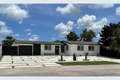17831 NW 84th Ct, Miami, FL 33015 - Photo 2