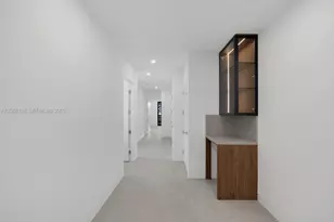 2610 SW 17th St, Miami, FL 33145 - Photo 24