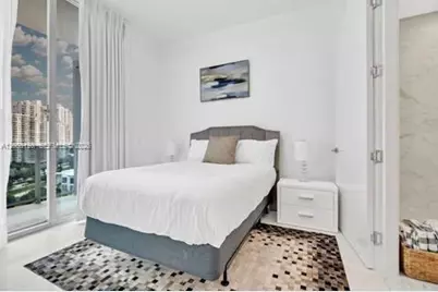 17550 Collins Ave #801, Sunny Isles Beach, FL 33160 - Photo 4