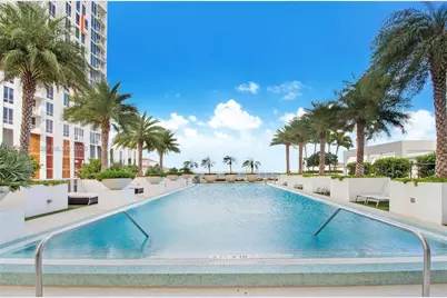 600 NE 27th St #704, Miami, FL 33137 - Photo 16