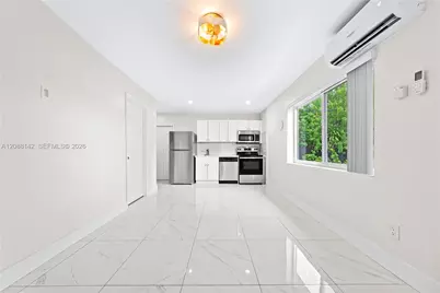 612 NW 10th Ter #C, Fort Lauderdale, FL 33311 - Photo 2
