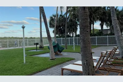 6301 Collins Ave #2108, Miami Beach, FL 33141 - Photo 68