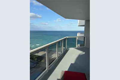 6301 Collins Ave #2108, Miami Beach, FL 33141 - Photo 4