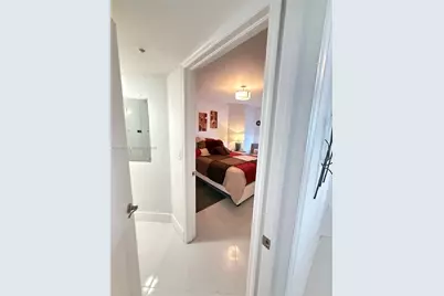 6301 Collins Ave #2108, Miami Beach, FL 33141 - Photo 26