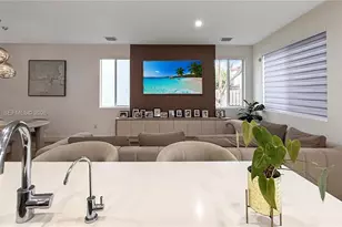 10232 NW 71st Terrace, Doral, FL 33178 - Photo 8
