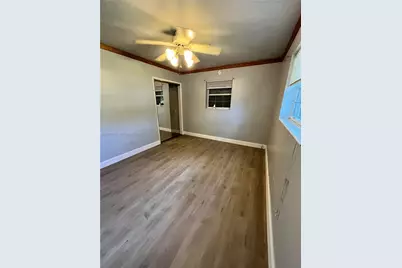 371 SW 67th Ter, Pembroke Pines, FL 33023 - Photo 14