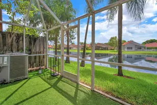 1303 Presidio Dr, Weston, FL 33327 - Photo 44