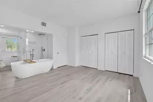 1303 Presidio Dr, Weston, FL 33327 - Photo 30