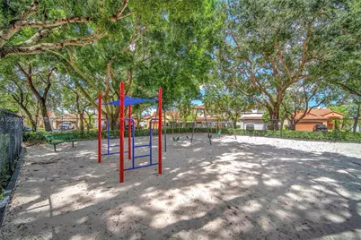 1303 Presidio Dr #6-41, Weston, FL 33327 - Photo 56