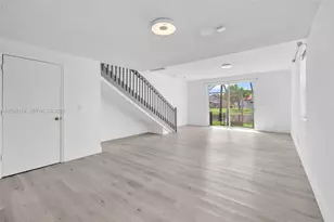 1303 Presidio Dr, Weston, FL 33327 - Photo 10