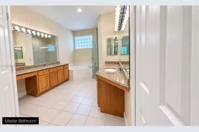 7104 Brunswick Cir, Boynton Beach, FL 33472 - Photo 20