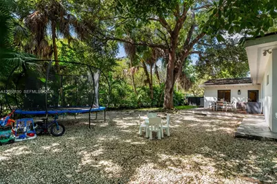 13575 SW 72nd Ct, Pinecrest, FL 33156 - Photo 54