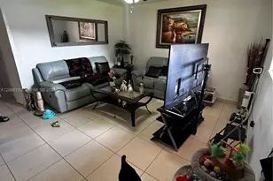 1245 W 24th St, Hialeah, FL 33010 - Photo 6