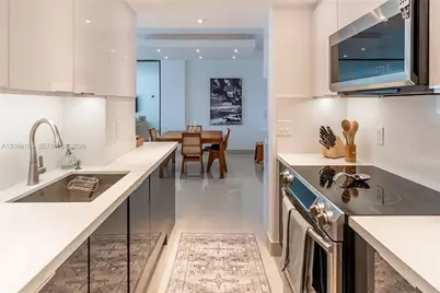10275 Collins Ave #720, Bal Harbour, FL 33154 - Photo 12