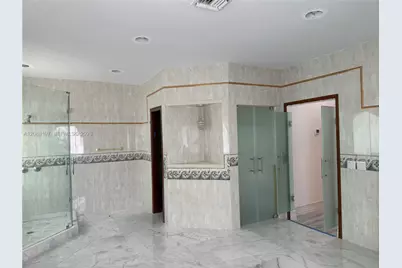 [Address not provided], Miami Lakes, FL 33016 - Photo 12