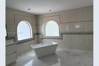 [Address not provided], Miami Lakes, FL 33016 - Photo 10