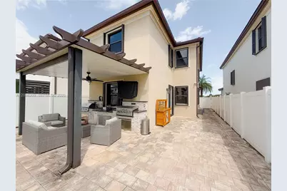 11014 W 35th Ln, Hialeah, FL 33018 - Photo 56