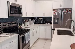 11014 W 35th Ln, Hialeah, FL 33018 - Photo 18