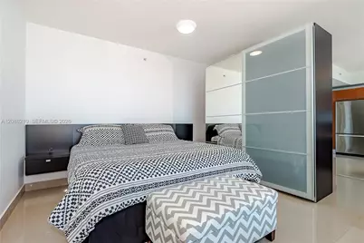 253 NE 2nd St #3105, Miami, FL 33132 - Photo 10