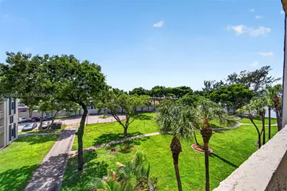10000 NW 80th Ct #2432, Hialeah Gardens, FL 33016 - Photo 28