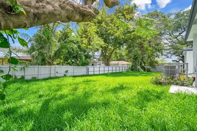 2448 NW 42nd St #A, Miami, FL 33142 - Photo 6