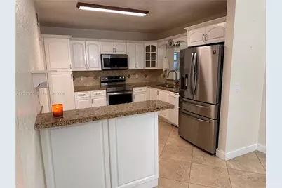 7050 SW 5th Ct #0, Pembroke Pines, FL 33023 - Photo 20