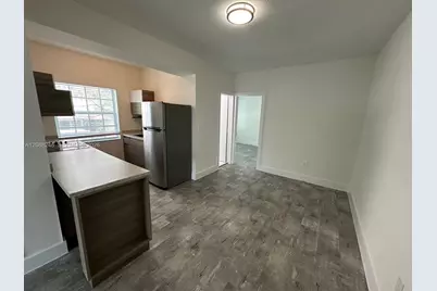 130 Antiquera Ave #8, Miami, FL 33134 - Photo 4