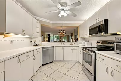 7503 Granville Dr #102, Tamarac, FL 33321 - Photo 12