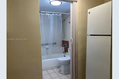 280 NW 104th Ter #280, Miami, FL 33150 - Photo 4