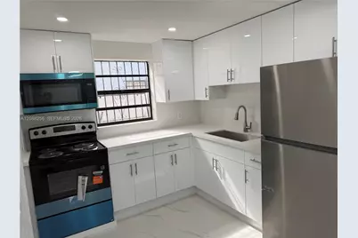595 E 8th St #595, Hialeah, FL 33010 - Photo 2