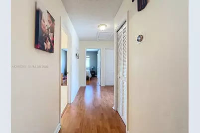 1342 NW 195th Ave, Pembroke Pines, FL 33029 - Photo 44