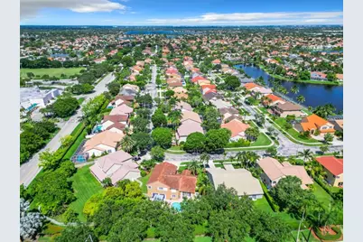 1342 NW 195th Ave, Pembroke Pines, FL 33029 - Photo 80