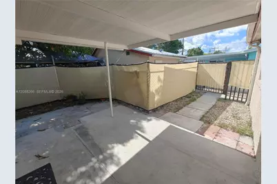 801 N 70th Ave, Hollywood, FL 33024 - Photo 32