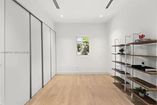 270 SW 29th Rd, Miami, FL 33129 - Photo 34