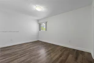 2906 NW 13th St, Miami, FL 33125 - Photo 10