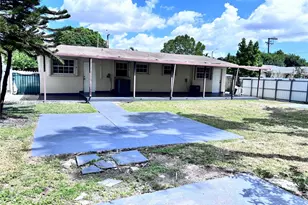2906 NW 13th St, Miami, FL 33125 - Photo 12
