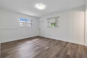 2906 NW 13th St, Miami, FL 33125 - Photo 8