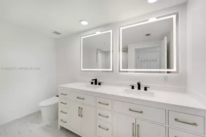 2000 N Bayshore Dr #619, Miami, FL 33137 - Photo 16