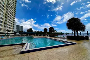 500 Bayview Dr, Sunny Isles Beach, FL 33160 - Photo 26