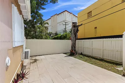 2530 SW 27th St #2530, Miami, FL 33133 - Photo 12
